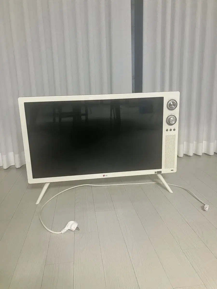 LG 클래식 tv 32인치   32LN630R